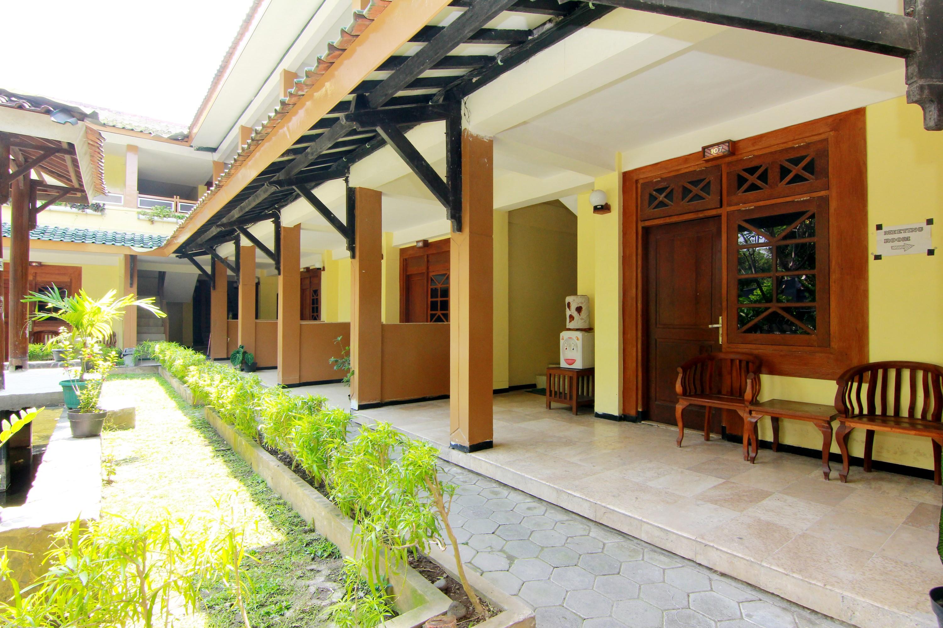 The Soemarsono Hotel Maguwo Luaran gambar
